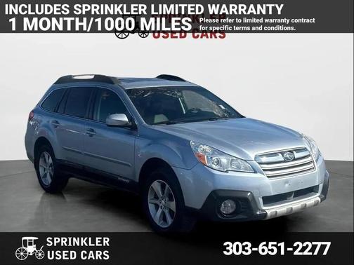 Ice Silver Metallic 2013 Subaru Outback 3.6R Limited