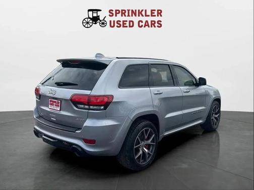 Billet Silver Metallic Clearcoat 2017 Jeep Grand Cherokee SRT