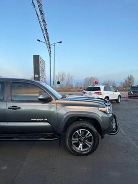 2016 Toyota Tacoma TRD Sport