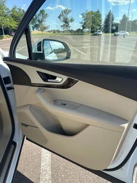 2019 Audi Q7 45 Premium Plus