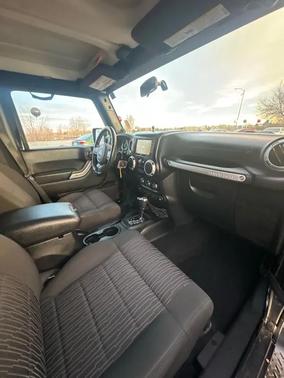 2012 Jeep Wrangler Unlimited Sahara