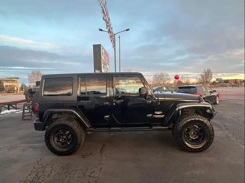 2012 Jeep Wrangler Unlimited Sahara