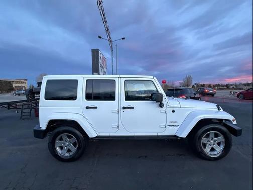 2012 Jeep Wrangler Unlimited Sahara