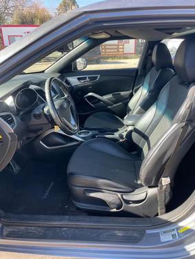 2016 Hyundai Veloster Base