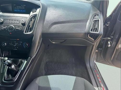 2018 Ford Focus ST ST