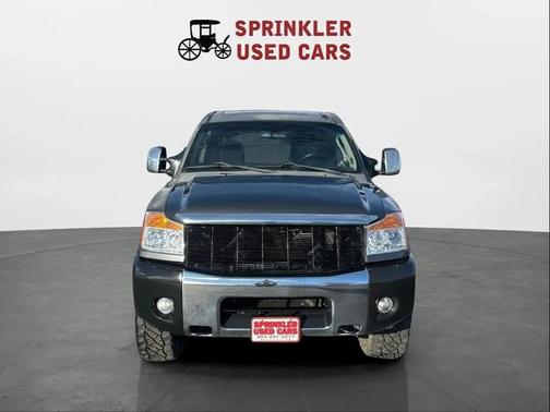 2009 Nissan Titan LE Crew Cab