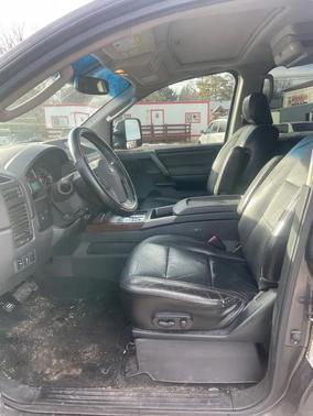 2009 Nissan Titan LE Crew Cab