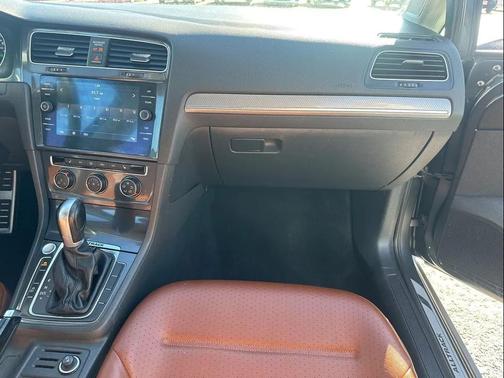 2018 Volkswagen Golf Alltrack TSI SEL