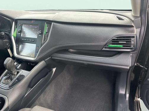 2021 Subaru Outback Base