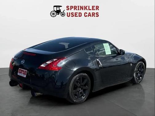 Magnetic Black 2018 Nissan 370Z Sport