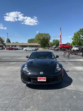 Magnetic Black 2018 Nissan 370Z Sport