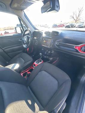 2021 Jeep Renegade Trailhawk