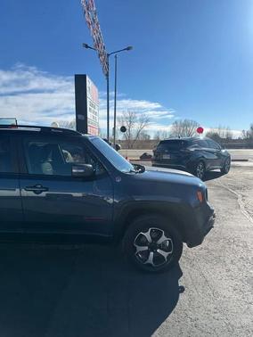 2021 Jeep Renegade Trailhawk