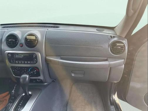 2006 Jeep Liberty Renegade