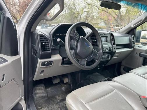 Oxford White 2018 Ford F-150 XL