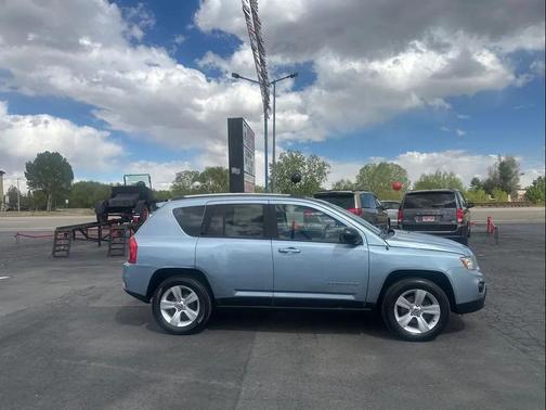 Winter Chill Pearlcoat 2013 Jeep Compass Latitude
