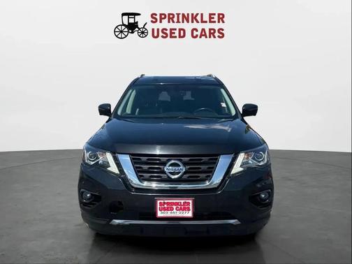 Magnetic Black Pearl 2020 Nissan Pathfinder SL 4WD