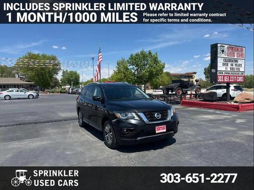 Magnetic Black Pearl 2020 Nissan Pathfinder SL 4WD