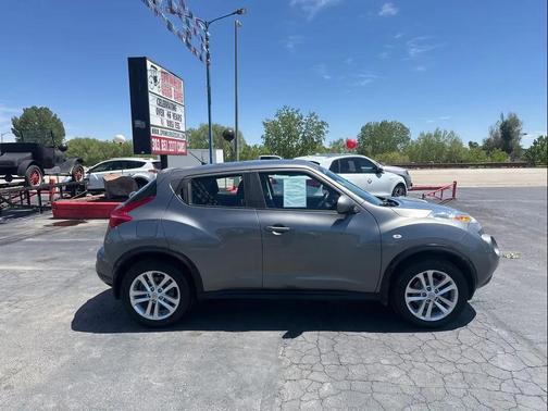 Gun Metallic 2013 Nissan Juke S