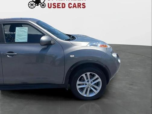 Gun Metallic 2013 Nissan Juke S
