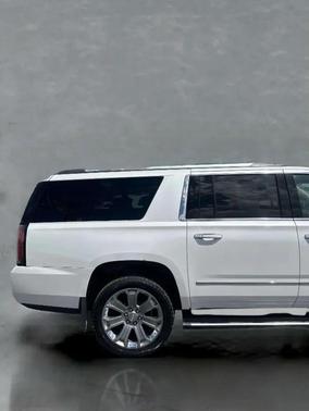White 2017 GMC Yukon XL Denali