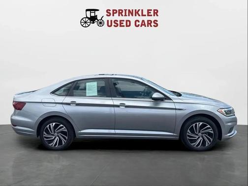 Platinum Gray Metallic 2021 Volkswagen Jetta 1.4T SEL