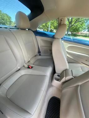 2016 Volkswagen Beetle 1.8T SE
