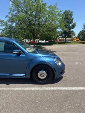 2016 Volkswagen Beetle 1.8T SE