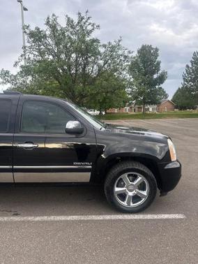 2009 GMC Yukon Denali