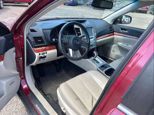 Ruby Red Pearl 2011 Subaru Outback 3.6 R Limited