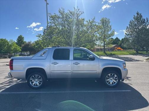 2011 Chevrolet Avalanche 1500 LT