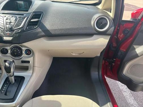 2017 Ford Fiesta SE
