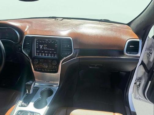 Bright White Clearcoat 2018 Jeep Grand Cherokee Summit