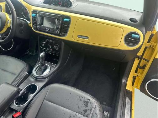 2013 Volkswagen Beetle 2.0L TDI