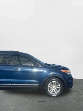 Dark Pearl Blue Metallic 2012 Ford Explorer XLT