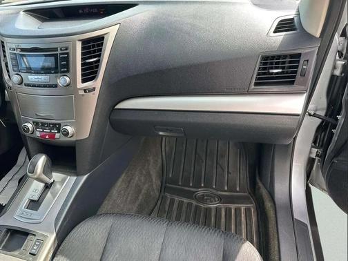 2012 Subaru Outback 2.5i Premium