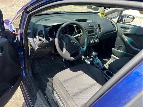Deep Sea Blue 2017 Kia Forte LX