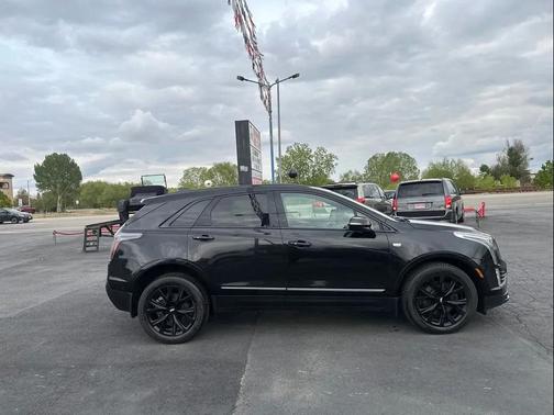Stellar Black Metallic 2020 Cadillac XT5 Sport