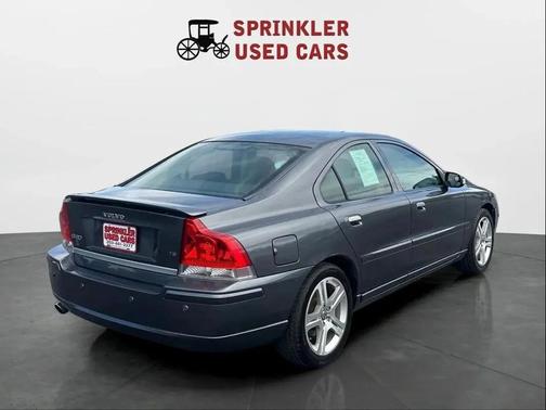 Titanium Gray Metallic 2008 Volvo S60 T5