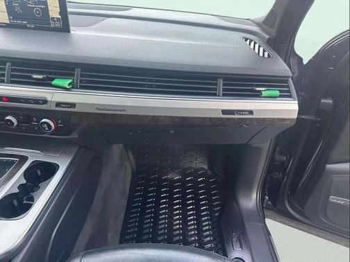 2018 Audi Q7 2.0T Premium Plus