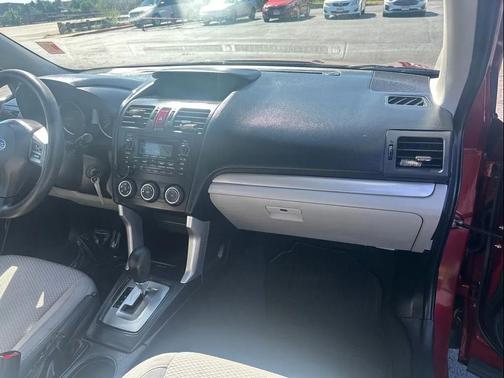 2014 Subaru Forester 2.5i