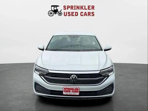 Pure White 2022 Volkswagen Jetta 1.5T S