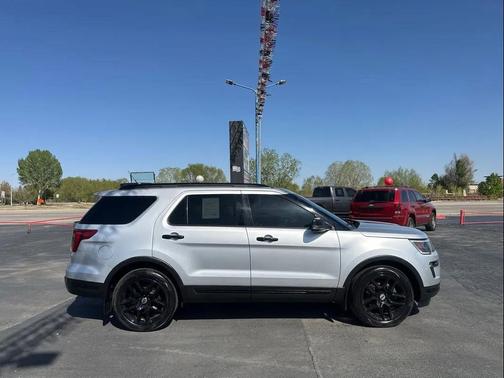 Ingot Silver Metallic 2019 Ford Explorer Sport