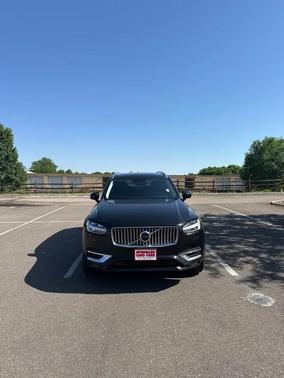 2021 Volvo XC90 T6 Inscription