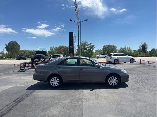 Phantom Gray Pearl 2005 Toyota Camry Base