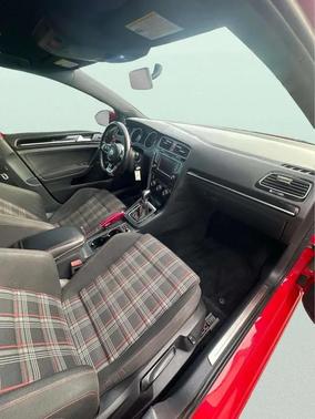 2016 Volkswagen Golf GTI 2.0T S 4-Door