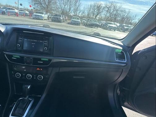 2015 Mazda Mazda6 i Touring