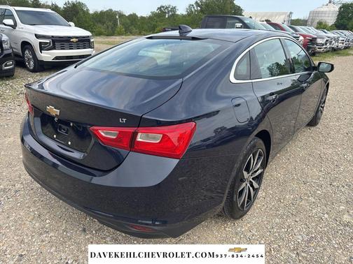 Blue Velvet Metallic 2017 Chevrolet Malibu 1LT