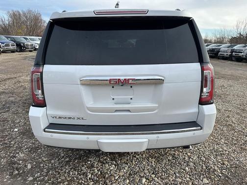 2016 GMC Yukon XL Denali