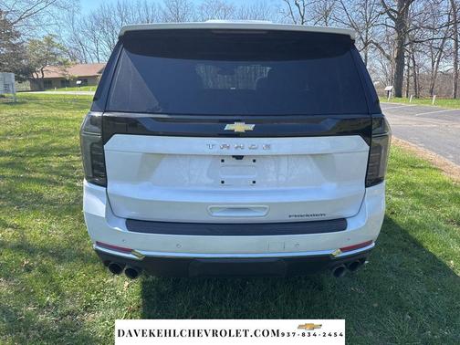 Iridescent Pearl Tricoat 2025 Chevrolet Tahoe Premier